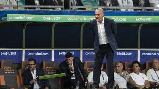 Imagem Tite tenta superar pior momento na seleção brasileira em sua antiga casa
