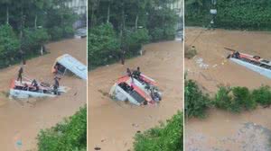 Imagem Passageira desaparecida de ônibus arrastado ligou para a mãe e mostrou a água subindo