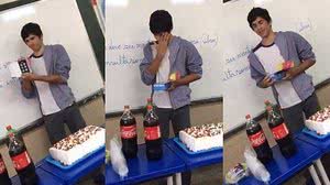 Com o dinheiro arrecadado, além do celular novo, os amigos compraram um bolo de aniversário e refrigerantes para comemorar os 17 anos de Stwart. | Reprodução Facebook