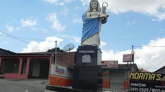 Imagem Mulher que descartou feto em lixo disse à polícia que atendeu pedido de amiga