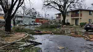 Apartamentos da imobiliária na qual Luciene Shefsield trabalha, em Panamá City, Flórida, foram danificados pelo furacão | Arquivo Pessoal