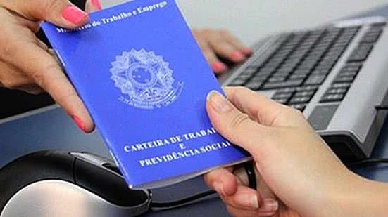 Imagem Comissão aprova regras para transferência de empregado entre empresas do mesmo grupo