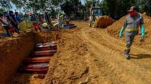 Exumação e sepultamento individual ainda não têm data | Foto: Alex Pazuello / Secom Manaus