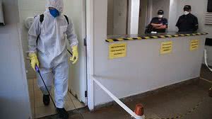 Imagem Brasil tem 299 mortes e 7.910 casos confirmados de coronavírus, diz ministério