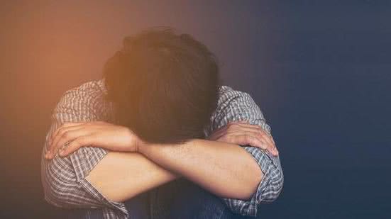 É muito importante conversar com alguém que você confie e não hesite em pedir ajuda | Foto: Freepik