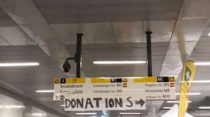 Refugiados na Estação Central de Berlim | Daia Kich / Arquivo pessoal