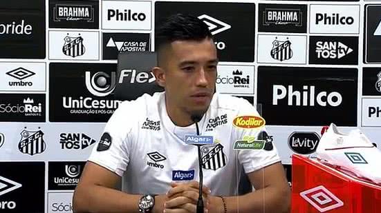 Imagem Uribe comemora "mole" do Palmeiras e diz que Santos brigará pelo título
