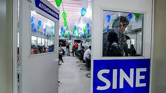 Imagem Mecânico, pizzaiolo, costureira: Sine Maceió oferta mais de 100 vagas de emprego