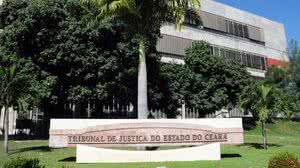 Imagem Presidente do TJ-CE anuncia concurso para servidores e forma comissão