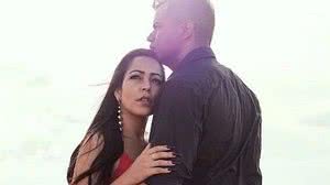 A mulher agradeceu o apoio do público e acusou o ex-morador de rua de usá-la | Foto: Reprodução/Redes Sociais