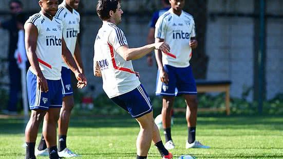 Alexandre Pato durante treino do São Paulo, na tarde desta segunda-feira, 09 | Photo Premium/Folhapress