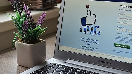 Candidatos gastam R$ 132 mil para impulsionar postagens no Facebook | Pexels