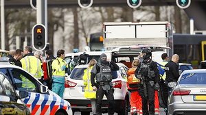 Imagem Ataque a tiros em bonde deixa ao menos três mortos em Utrecht, na Holanda