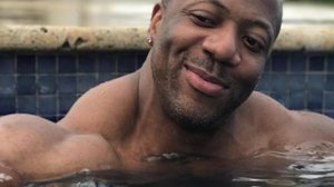 Imagem Fisiculturista Shawn Rhoden morre aos 46 anos