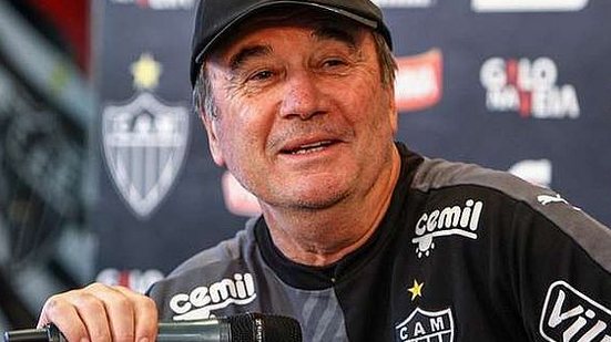 Exemplo disso é Levir Culpi, 65, que dirige o Atlético-MG pela quinta vez. | Reprodução