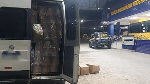 Carga transportada era de 1090 panelas sem nota fiscal | Foto: Cortesia / Ascom PRF