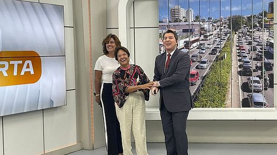 Telma Cavalcante, Floracy Cavalcante e o apresentador Wilson Júnior | Eberth Lins / TNH1