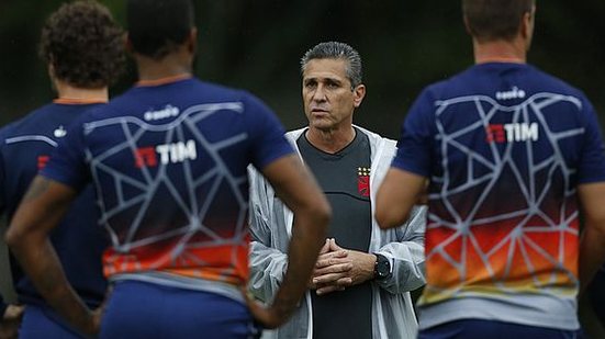 Imagem Vasco busca reviravolta contra a LDU na Sul-Americana