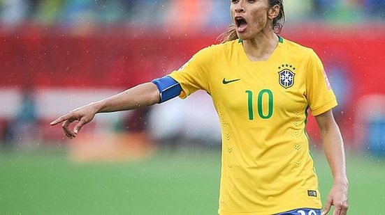 Técnico confirma ausência de Marta em estreia | Fifa