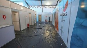 Unidade de Urgência para Síndromes Gripais foi instalada no estacionamento do Shopping Pátio Maceió, bairro Cidade Universitária | Foto: Marcio Ferreira / Agência Alagoas