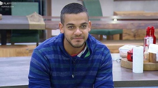 Imagem Caique revela para Rafael que sonhou com a final do reality “Eu, você e Felipe”