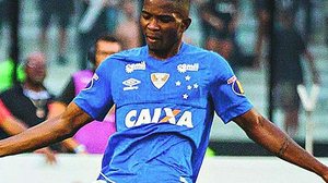 Imagem Zagueiro do Cruzeiro é preso com maconha em Belo Horizonte