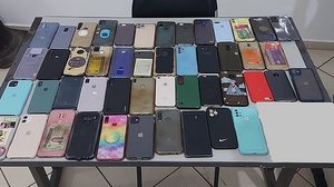 Imagem Colombianos são presos com 50 celulares após arrastão em show de Maiara e Maraisa