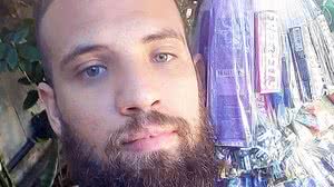 Imagem Camelô procura cliente pra devolver R$ 100 que recebeu por engano