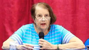 Imagem Viúva de Paulo Freire diz que Bolsonaro tem "inveja" do educador