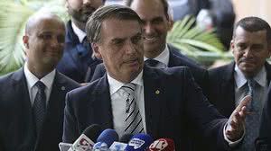 Imagem Militares apresentam a Bolsonaro situação da segurança nos estados