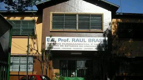 Faixada da Escola Raul Brasil | Google Street View/Reprodução