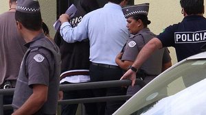 Uma vez no Fórum, o menor será ouvido num primeiro momento pelo promotor da Vara da Infância e Juventude. Em seguida, vai para a sala de audiência de apresentação (não é de custódia). | Mauricio Sumiya/Futura Press/Folhapress