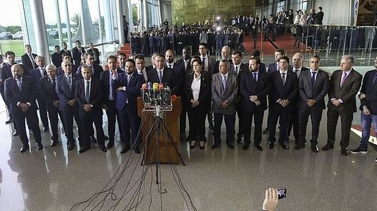 Imagem Bolsonaro diz que "manifestações pacíficas são bem-vindas" e critica cerceamento do direito de ir e vir