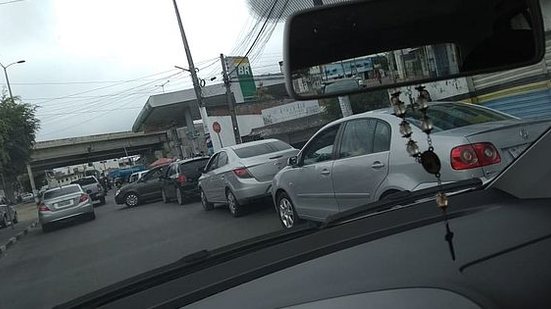 Postos em Caruaru tiveram filas quilométricas | Cortesia ao TNH1