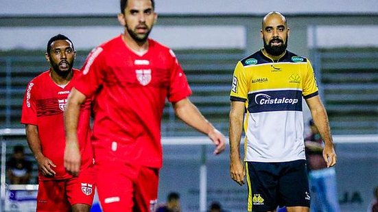 Daniel Costa voltou ao Rei Pelé na semana passada, na derrota do Criciúma para o CRB, em jogo válido pela 11ª rodada da Série B | Pei Fon / TNH1