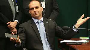 Imagem PSL suspende Eduardo Bolsonaro por um ano; outros 17 deputados são punidos