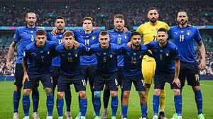 Jogadores da Itália, posam para foto oficial momentos antes da partida entre Itália e Inglaterra, pela Final da Eurocopa 2020, no Estádio Wembley neste domingo 11 | DiaEsportivo / Folhapress