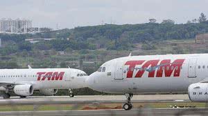 Ed Alves/CB/D.A Press