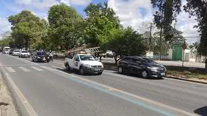 O idoso atravessava a faixa de pedestre quando foi atingido pela moto | Cortesia