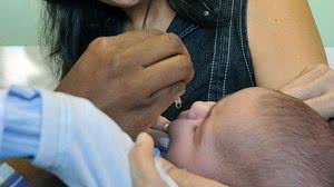 Crianças com idade entre 1 e 5 anos devem receber a vacina contra a poliomielit | Arquivo/Agência Brasil