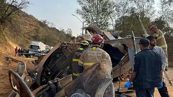 Acidente de Ônibus que matou 7 torcedores do Corinthians na Grande BH | Foto: Divulgação / CBM MG