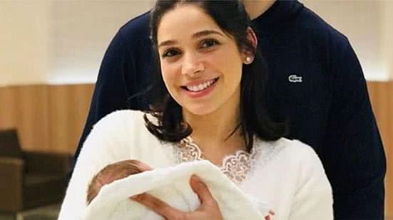 Sabrina Petraglia e o filho Gael | reprodução instagram