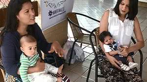 "A gente acaba se sentindo constrangida por constranger as pessoas", diz uma das mães | Reprodução/ TV Pajuçara