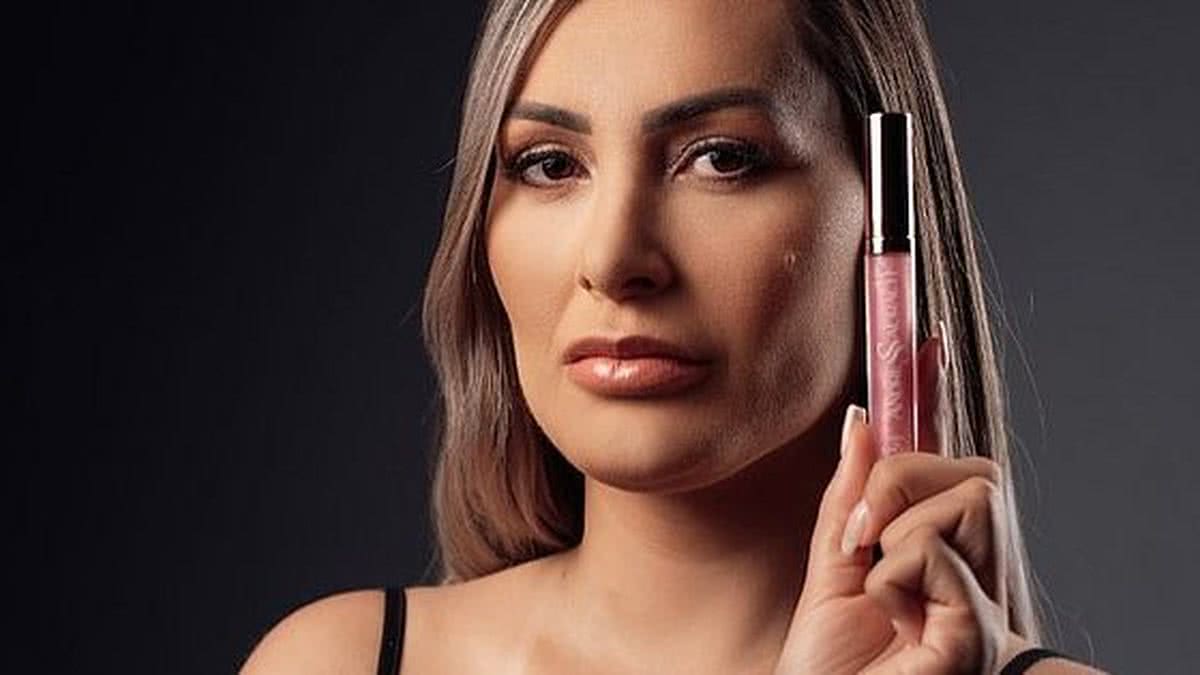 Andressa Urach vai à igreja após criar perfil no OnlyFans: “Renovada”