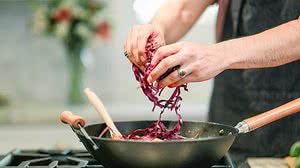 Uso de luvas é pouco eficaz para proteger os alimentos | Pexels