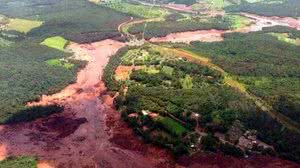 Imagem Bombeiros localizam mais 2 vítimas de rompimento de barragem em Brumadinho