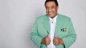 Imagem Estado de saúde de Agnaldo Timóteo piora e cantor respira com a ajuda de aparelhos