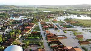 Imagem Número de desabrigados e desalojados sobe para 68 mil após chuvas em AL