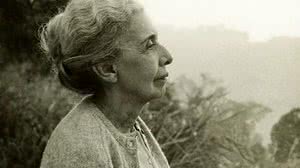 Imagem Bolsonaro veta inclusão de Nise da Silveira no livro de heróis e heroínas da pátria