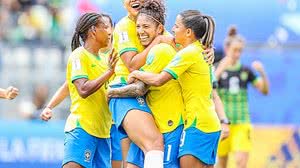 Imagem Brasileiras estavam há 10 meses sem vencer